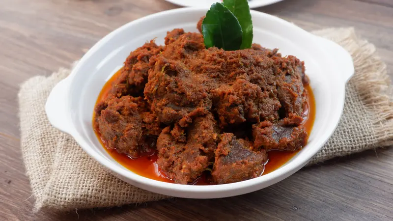 Ciri Khas Makanan Rendang